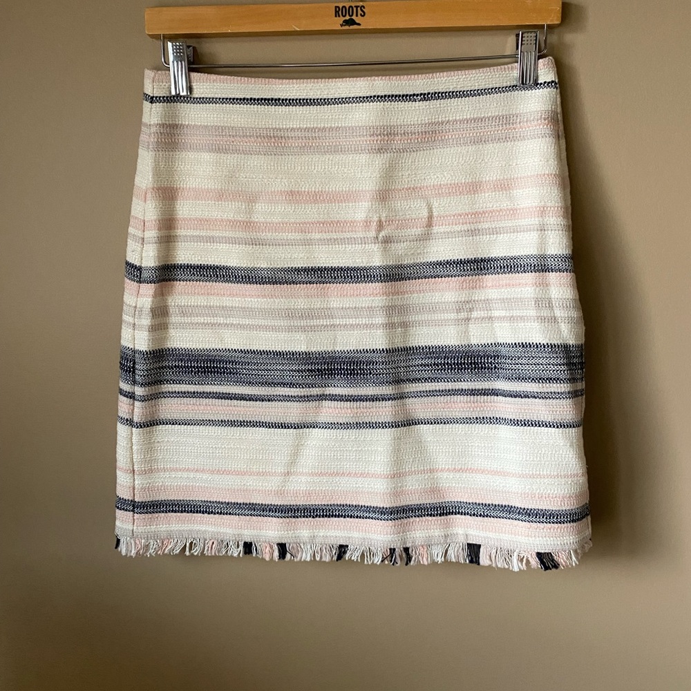 LOFT tweed skirt with fringe size 4
